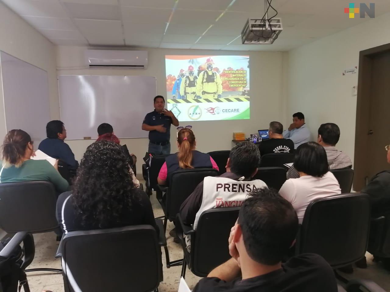 Comité Local de Ayuda Mutua capacita a periodistas de Coatzacoalcos