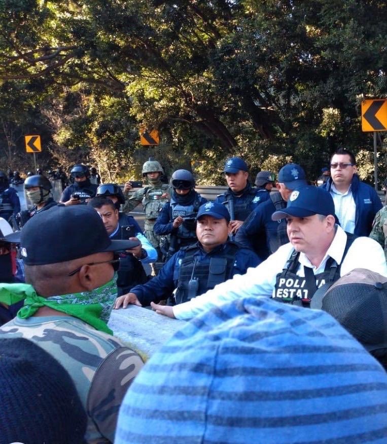 Dialogó secretario de Seguridad Pública con manifestantes de Acultzingo