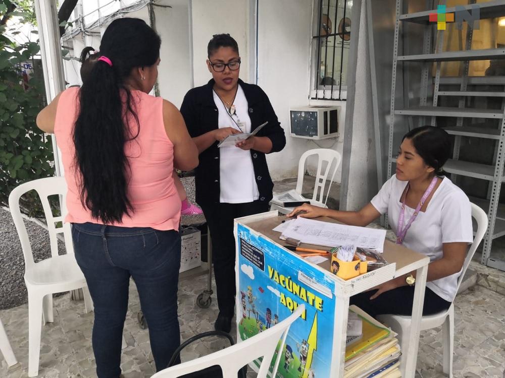 Sector Salud continúa aplicando vacuna contra la influenza