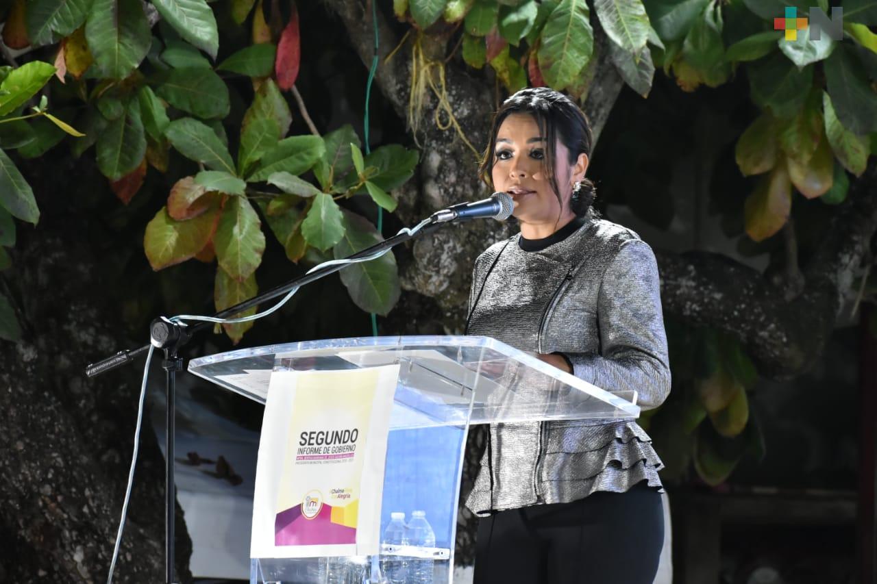 Alcaldesa de Chalma rinde su segundo informes de labores