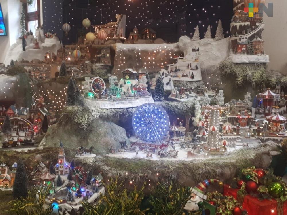 Desde hace 50 años, cafetería del puerto de Veracruz monta nacimiento de más de 1500 piezas