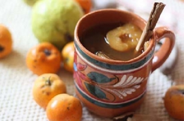 Ponche de frutas, una manera de consumir vitamina C en época invernal