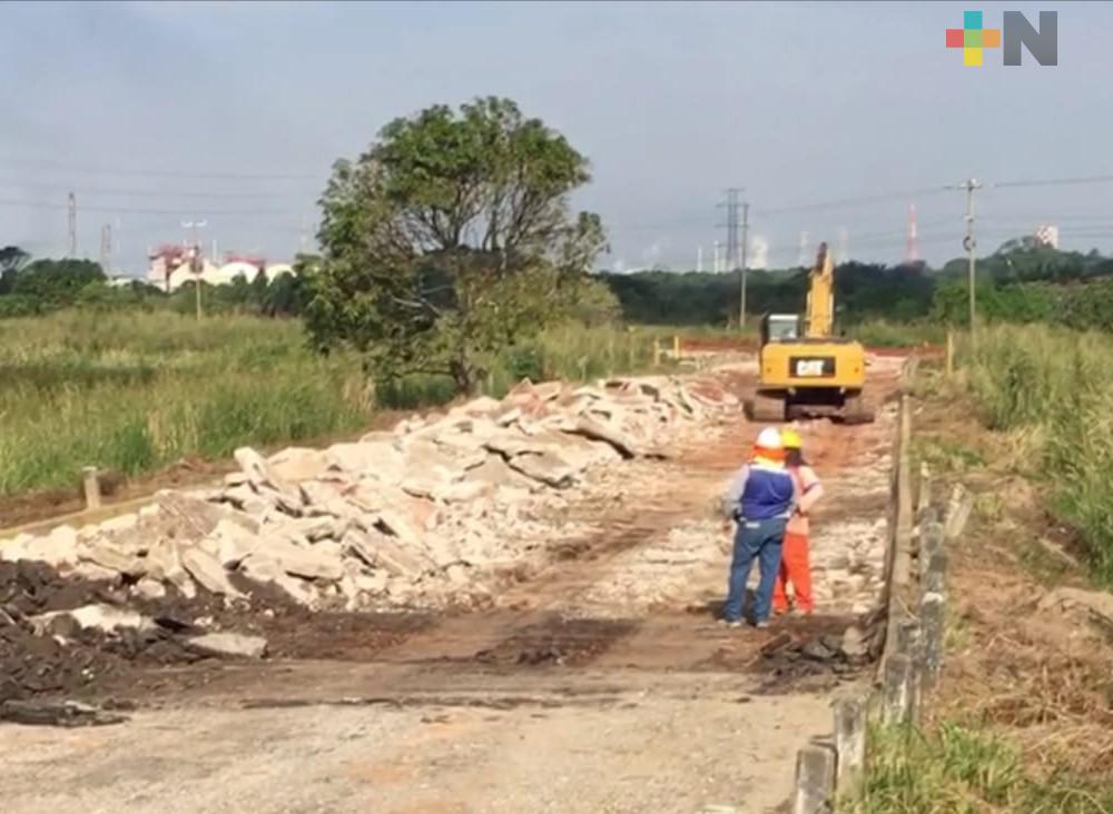 Rehabilita SIOP acceso a congregación Mundo Nuevo, en Coatzacoalcos