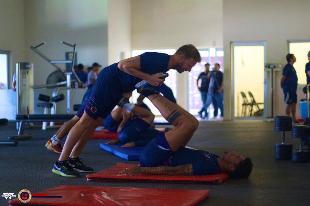 Tiburones Rojos reportó a pretemporada rumbo a …