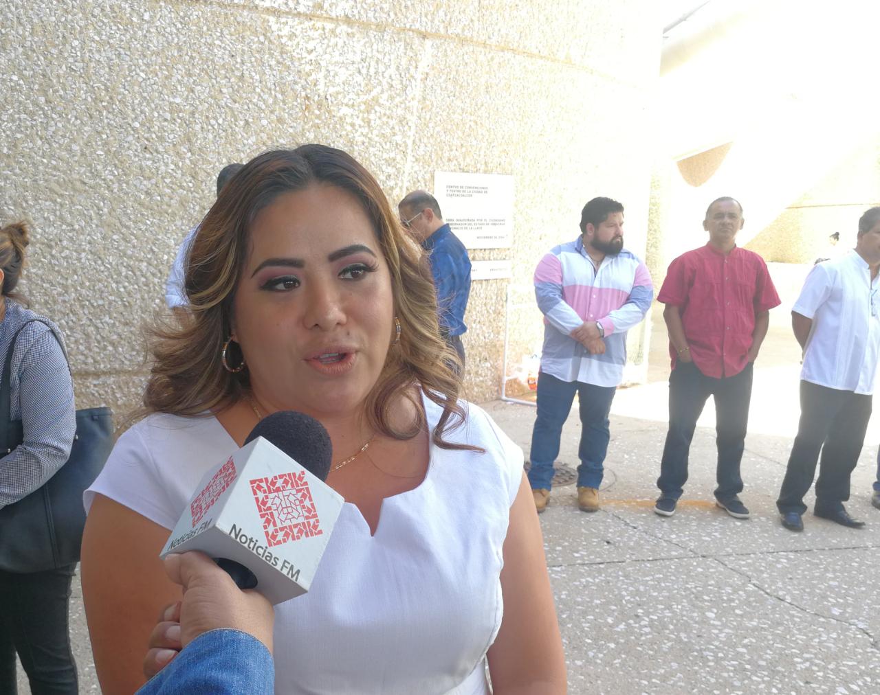 Por COVID-19, alcaldesa de Moloacán, Veracruz, está delicada pero estable