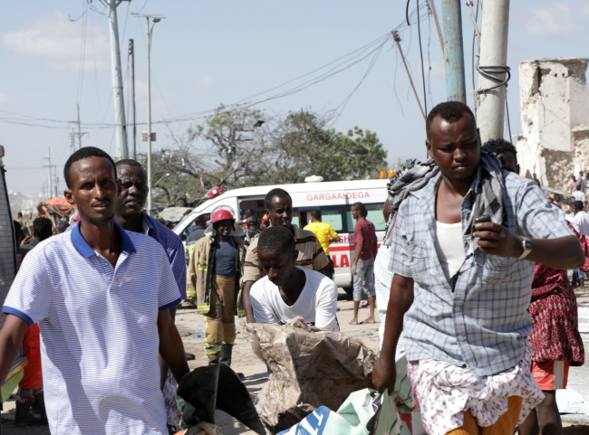 Aumenta a más de 100 los muertos en Somalia por atentado