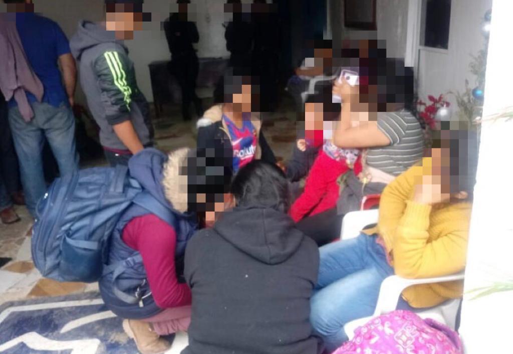 Resguarda SSP a 40 migrantes; cinco detenidos por presunto tráfico de personas