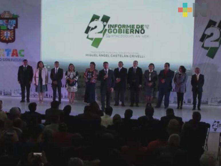 Presidente municipal de Ixtaczoquitlán rinde segundo informe de labores