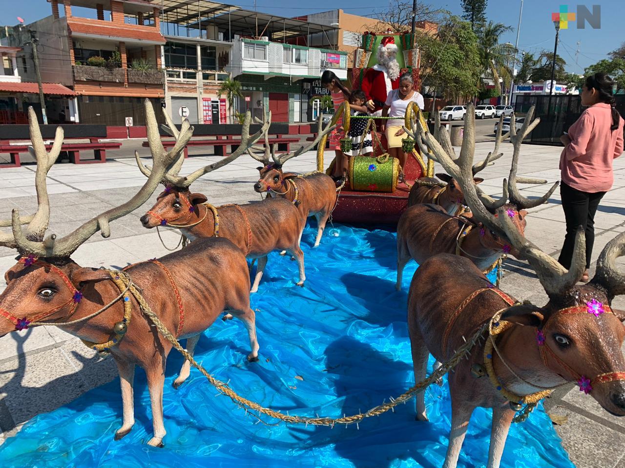 Familias visitan nacimiento de Coatzacoalcos