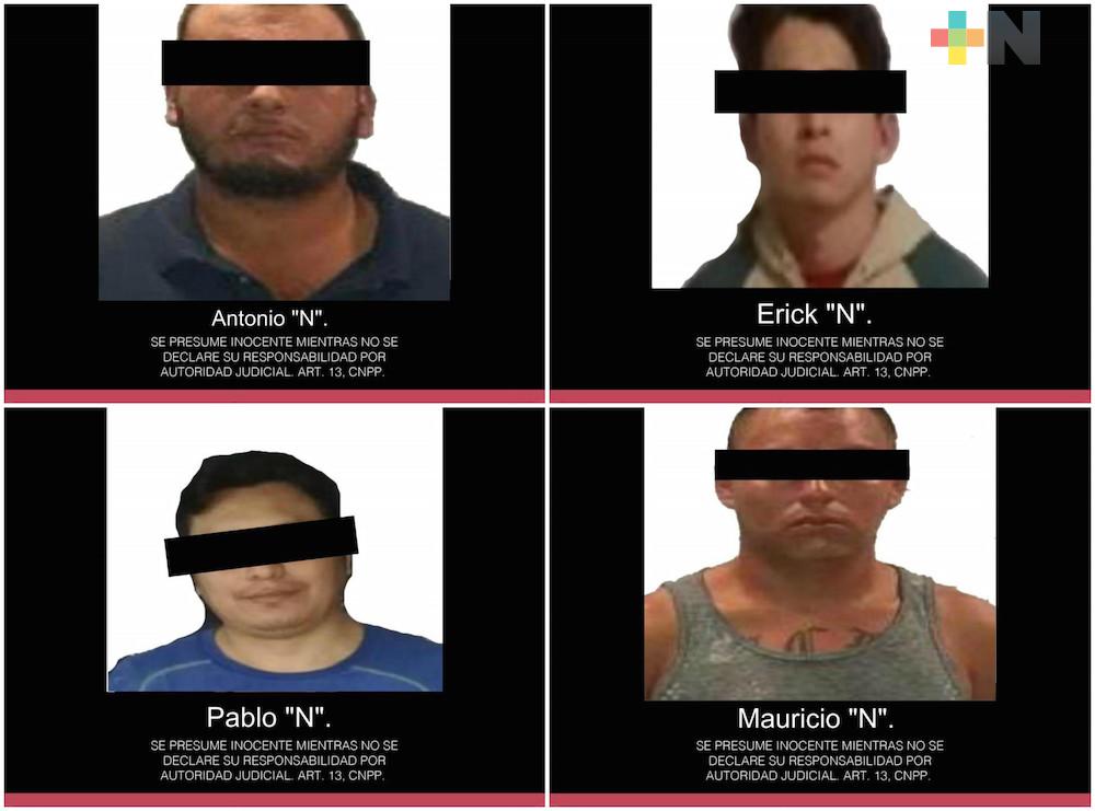 Por delitos contra la salud y portación de arma, 5 detenidos: SSP