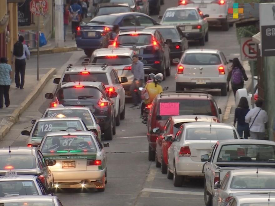 Propone diputado acreditar examen teórico-práctico para expedir licencias de conducir