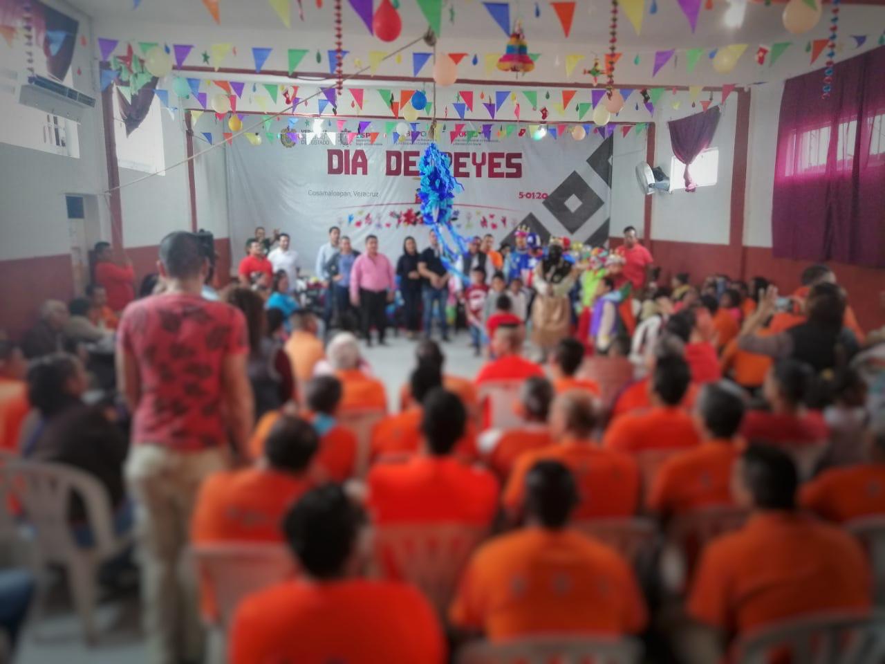 Festejan Centros Penitenciarios Día de Reyes