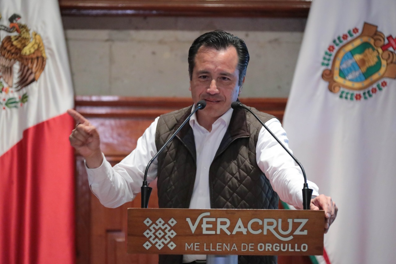 Cuitláhuac García, el segundo mejor evaluado de los gobernadores del sureste en el desempeño contra el coronavirus