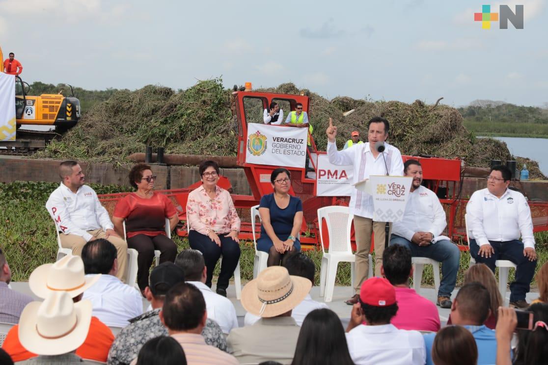 Gobernador Cuitláhuac García pone en marcha el saneamiento del sistema lagunar “María Lizamba”
