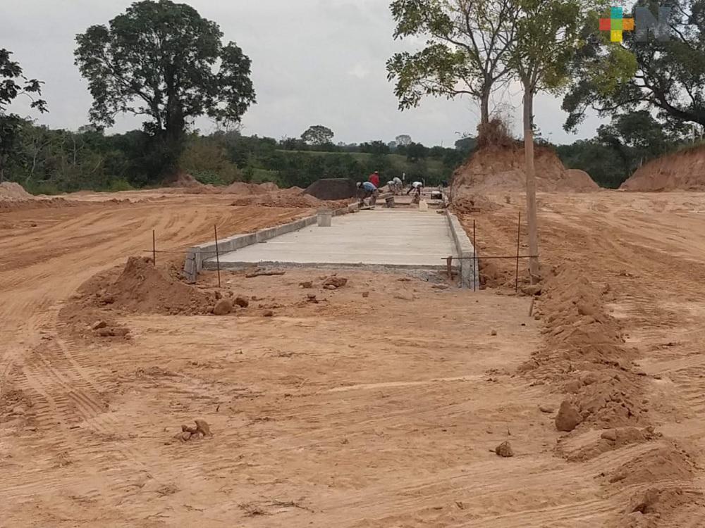 Trabajan en la construcción de un nuevo cementerio en Martínez de la Torre