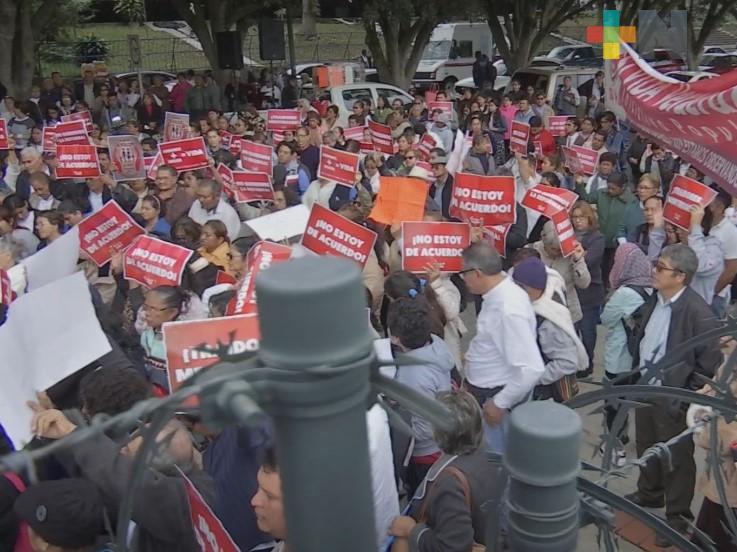 Diversas asociaciones se manifiestan en contra de la Reforma al Código Civil