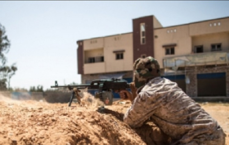 Haftar y Sarraj buscan solución a crisis en Libia