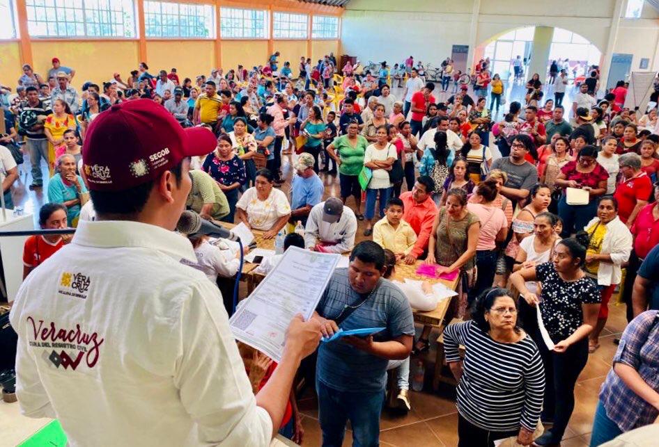 Jornadas itinerantes atendieron a más de 6 mil veracruzanos el fin de semana