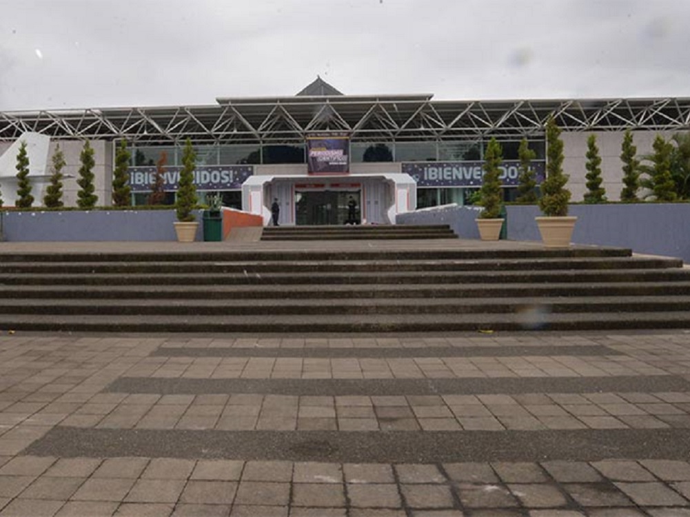 Anuncia UV que la Feria Internacional del Libro Universitario se pospone