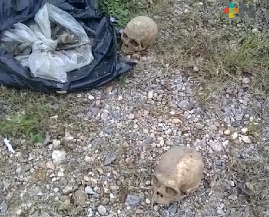 Restos humanos encuentran en carretera El Chapo-Nuevo Teapa de Ixhuatlán del Sureste