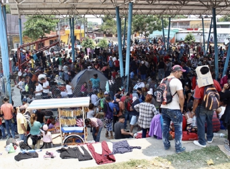 Revisa Migración solicitud de caravana en Chiapas