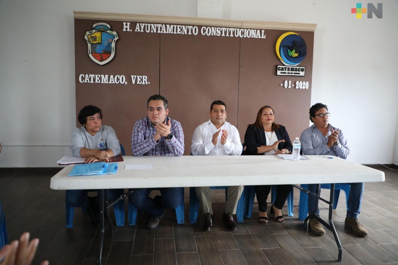 Acuerdan SEDARPA, CONAPESCA y cooperativas estrategias para fortalecer al sector pesquero en Catemaco