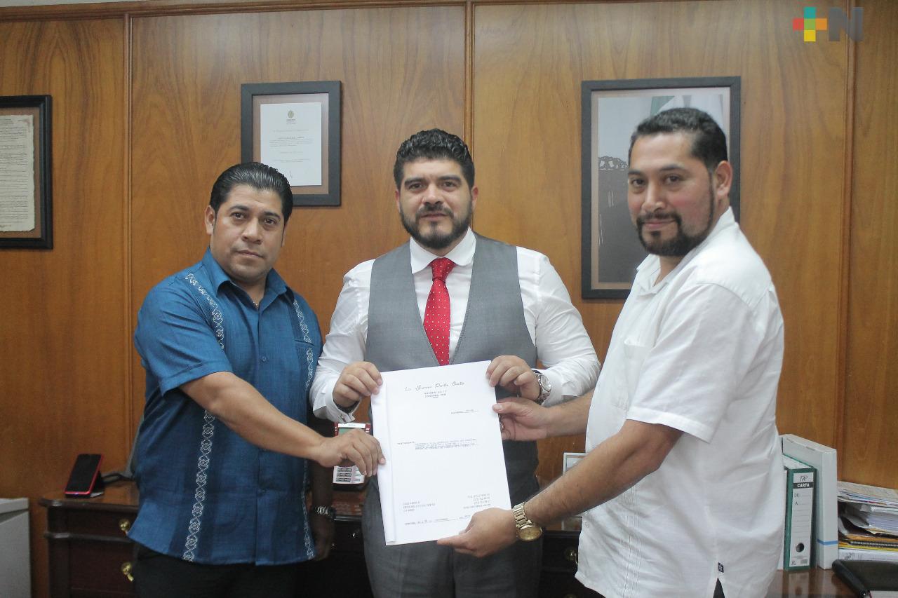 Recibe SEV escrituras para construcción del CONALEP de Córdoba