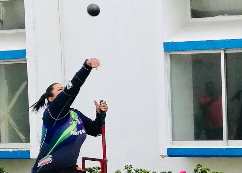 Mi mente está fija en Tokio: Ángeles Ortiz