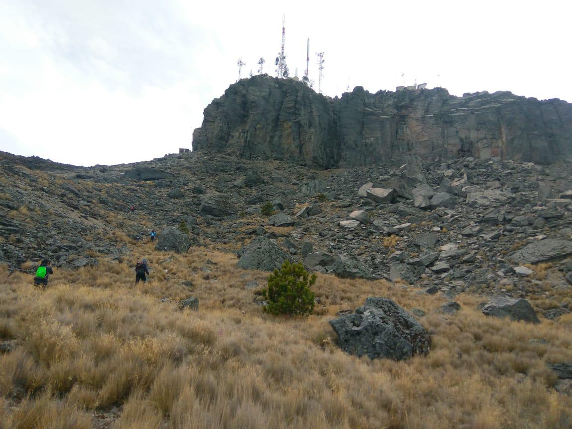 A unos metros de la cima,  Cofre de Perote