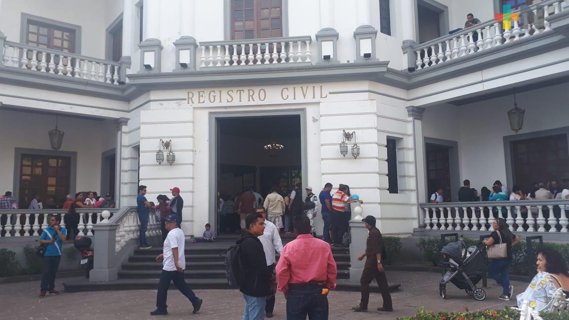 Convocan a bodas gratuitas en Veracruz