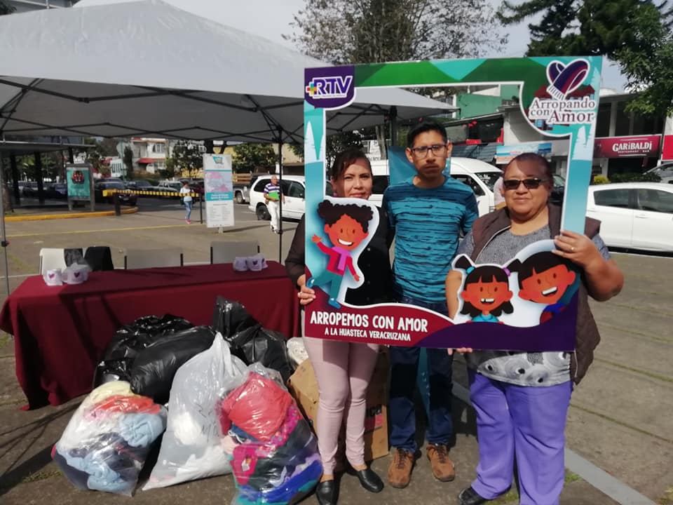 Continúa acopio de prendas de vestir y víveres de la campaña “Arropando con Amor” de RTV
