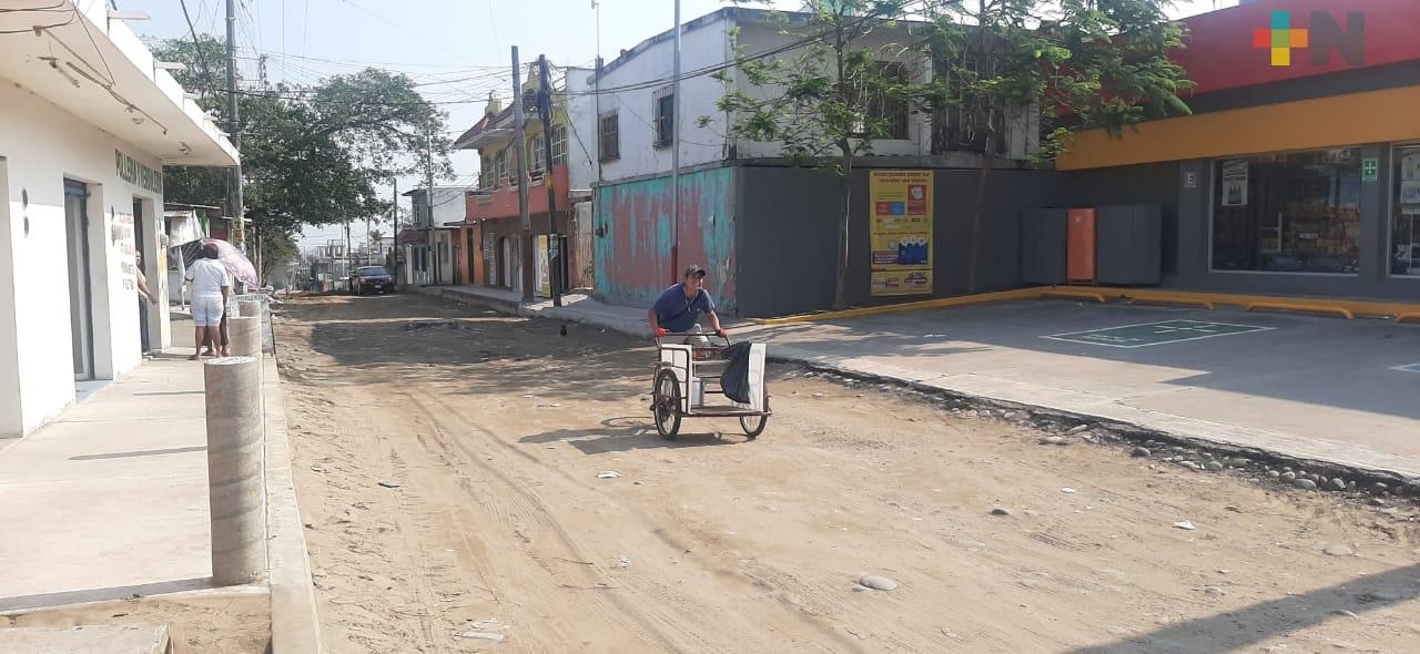 Obra abandonada en Colonia Hidalgo de Veracruz