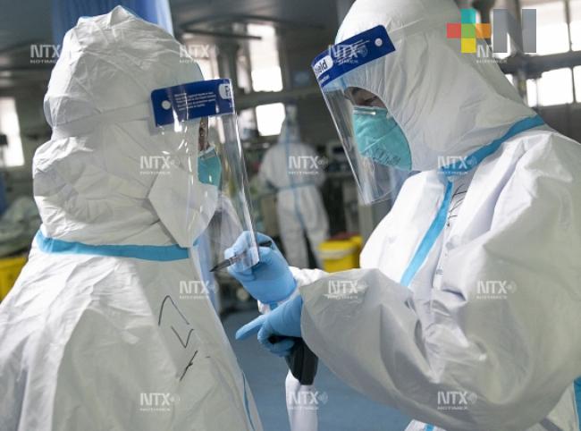 Aumentan a 213 los muertos por coronavirus en China