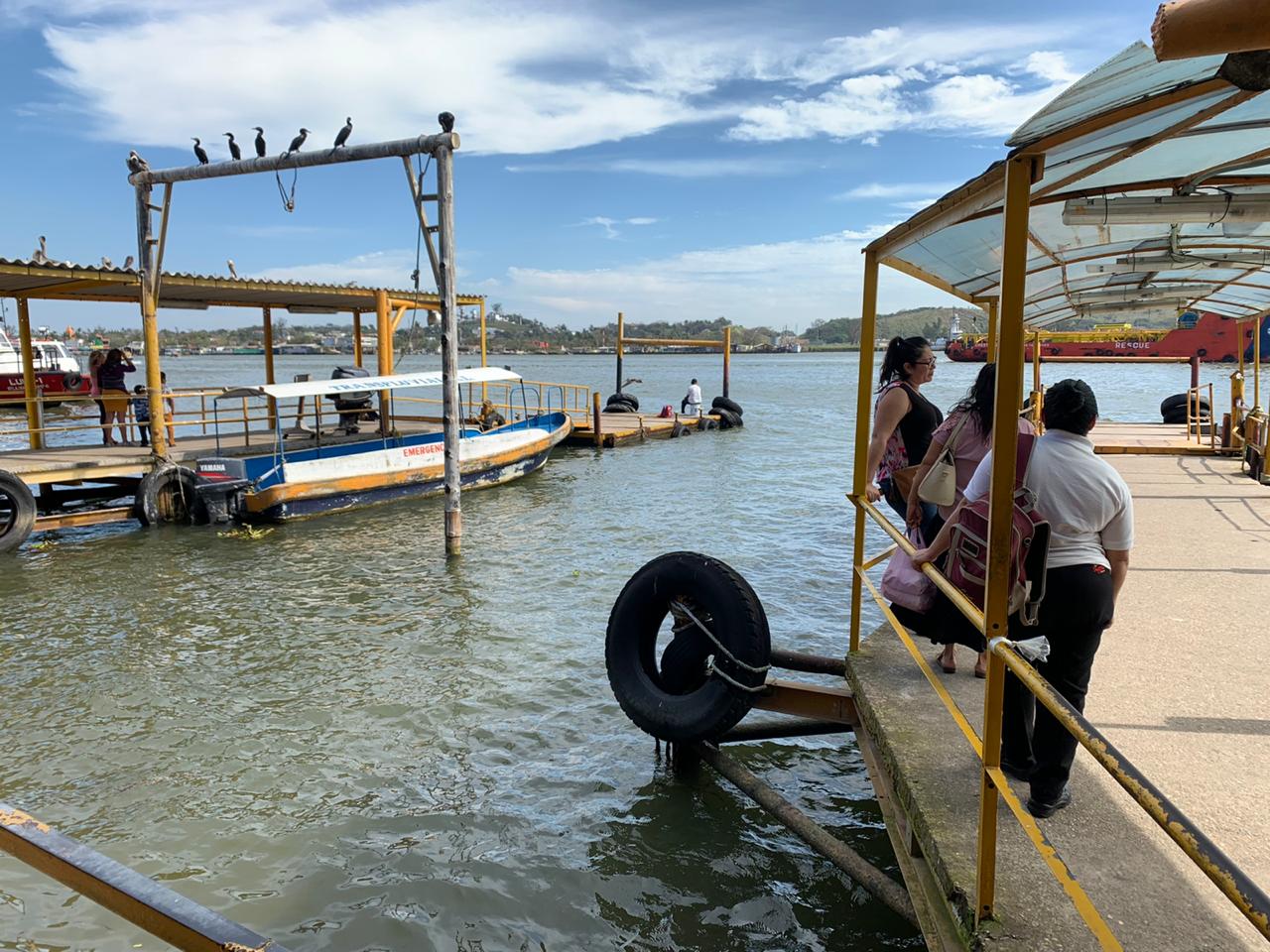 Transporte fluvial en Coatzacoalcos