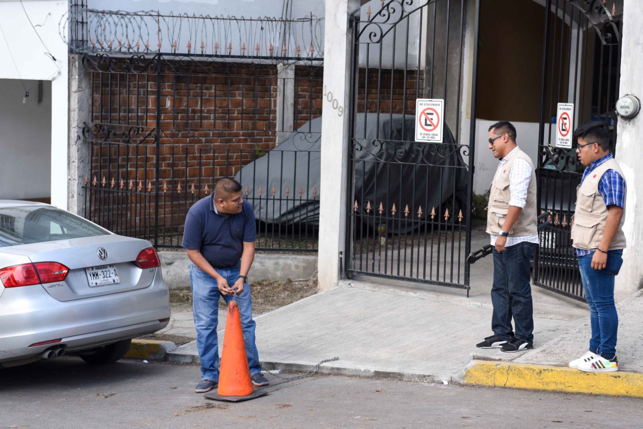 A partir de hoy, prohibido obstruir cocheras y apartar espacios para estacionarse en Veracruz
