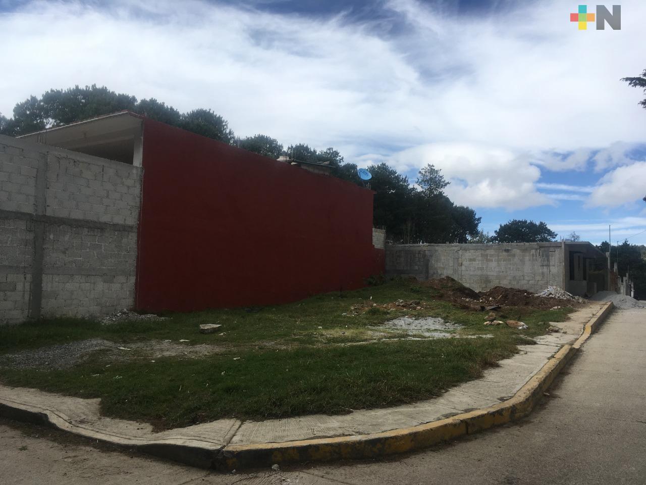 Facilitan escrituración de lotes y terrenos irregulares en Huayacocotla