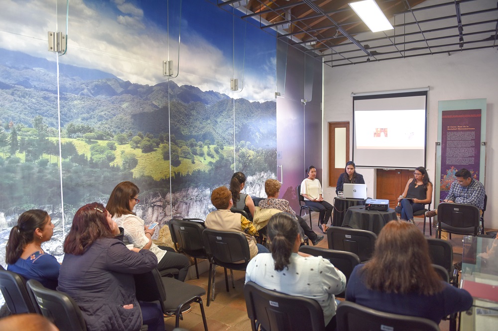 Presentan guía de investigación histórica sobre Xalapa