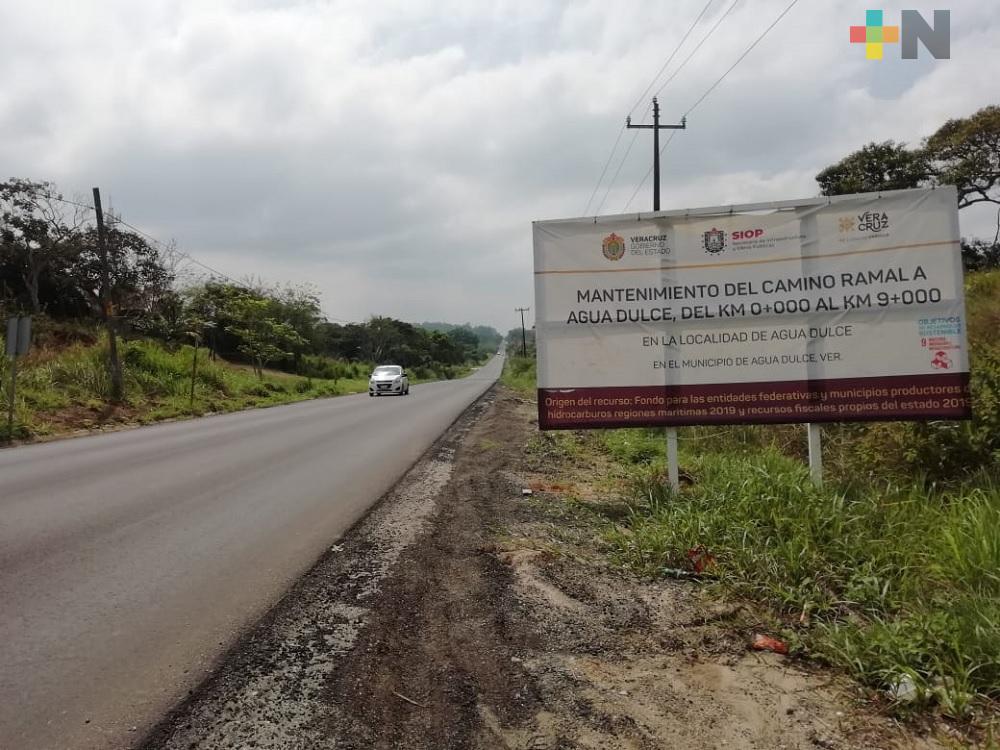 A punto de concluir rehabilitación de carretera que conduce a Agua Dulce