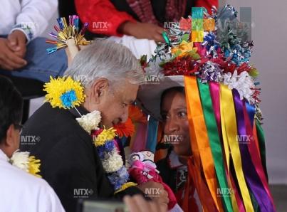 Alerta especialista sobre «golpe blando» contra gobierno de AMLO