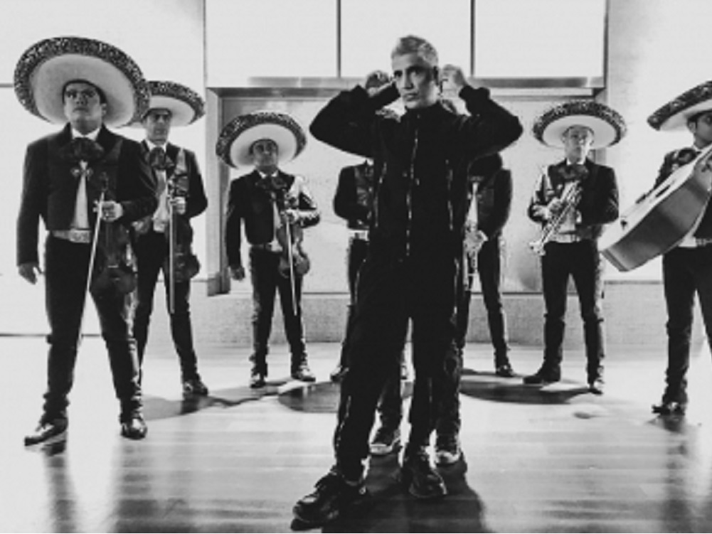 Alejandro Fernández inicia gira “Hecho en México”