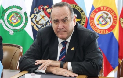 Presidente de Guatemala pide ayuda frente a incendios forestales