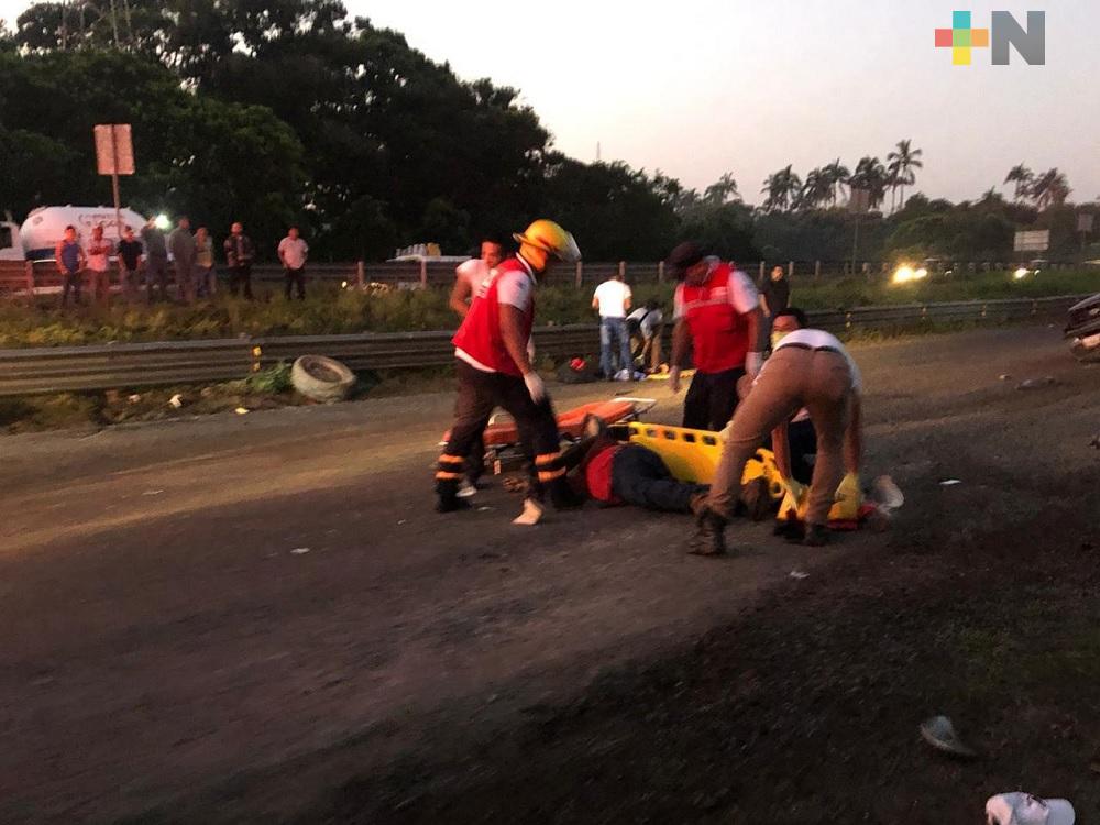 Atiende gobierno del estado a migrantes que sufrieron percance automovilístico