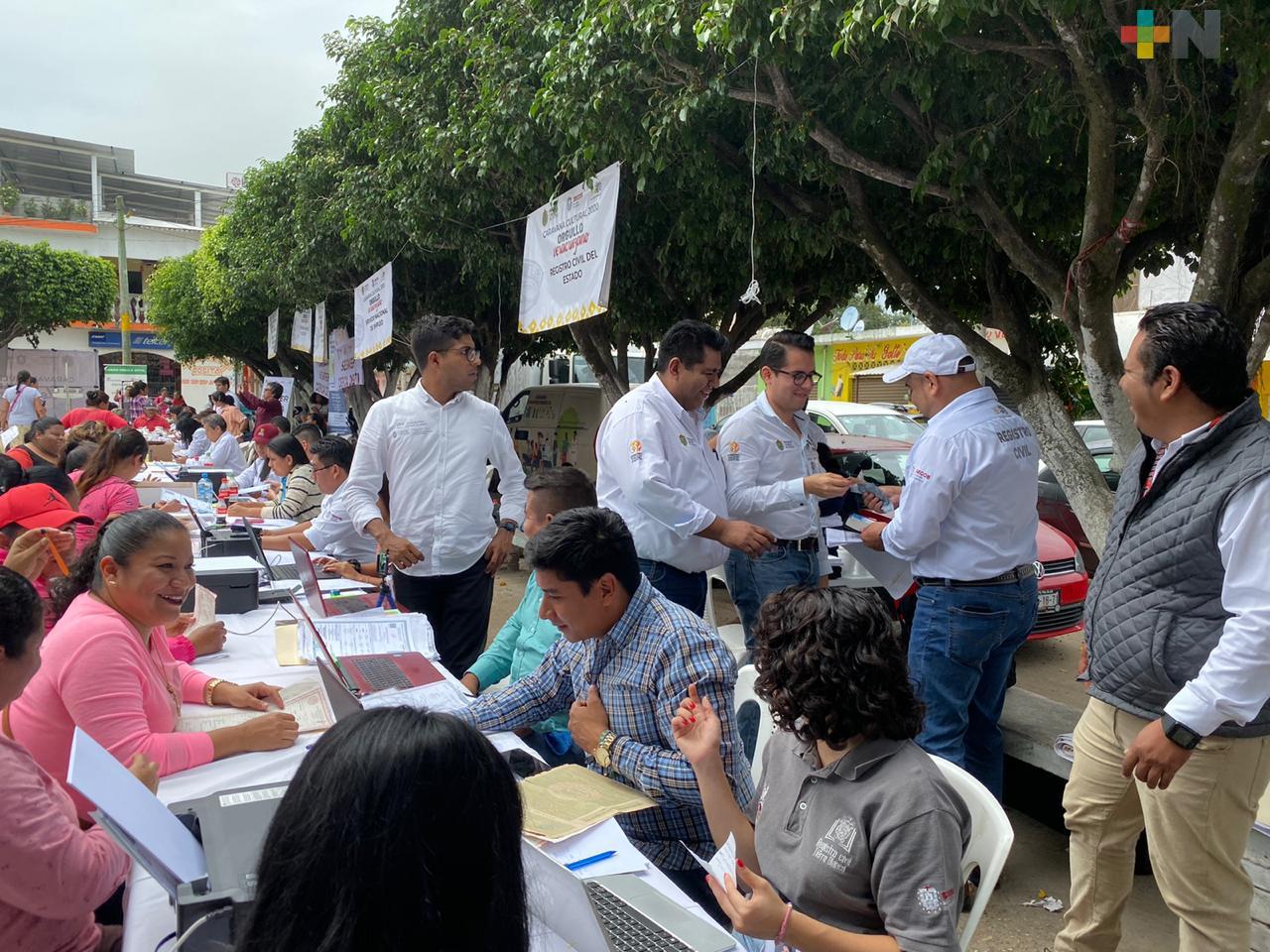 Caravana Orgullo Veracruzano beneficia a pobladores de Los Naranjos, municipio de Tres Valles