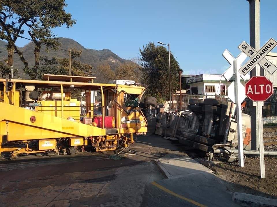 Descartan fuga tras accidente de ferrocarril en Orizaba