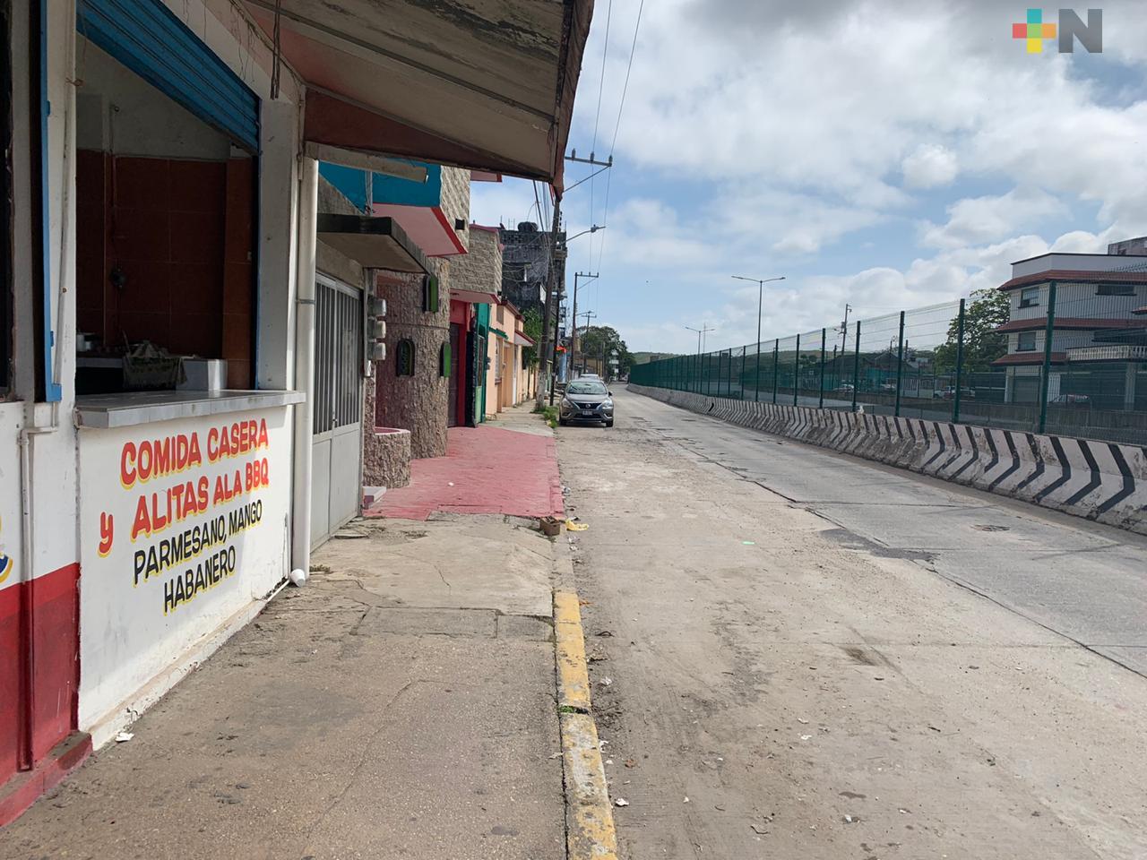 Comerciantes cercanos al Túnel Sumergido de Coatzacoalcos piden a las autoridades reactivar la economía de ese sector