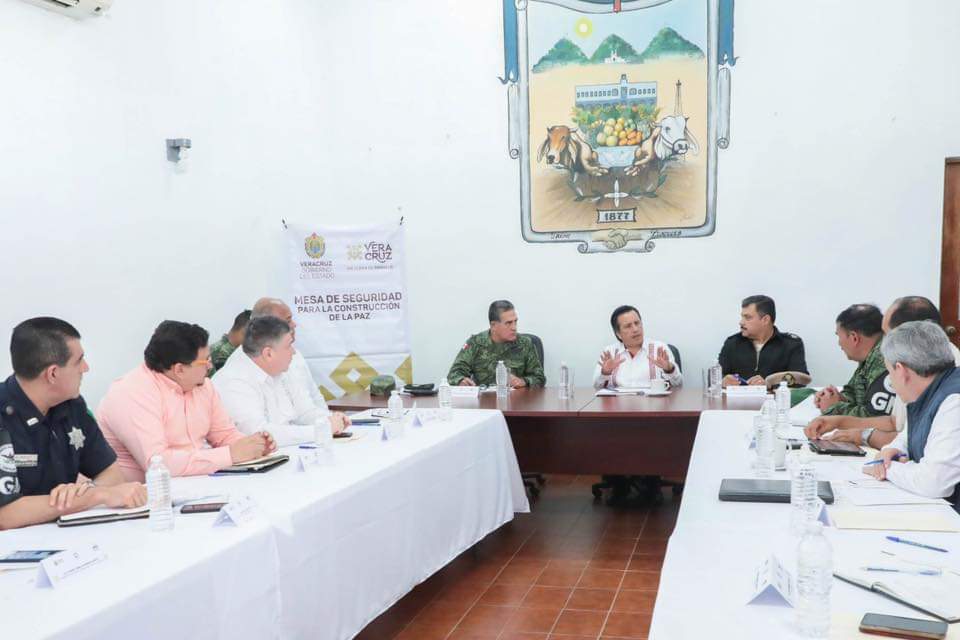 Cuitláhuac García ha encabezado Mesas para la Construcción de la Paz en 64 municipios prioritarios
