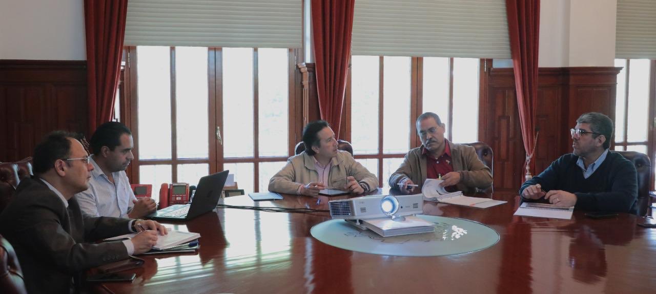 Durante el «puente» de fin de semana, el gobernador Cuitláhuac García trabajó con integrantes de su gabinete