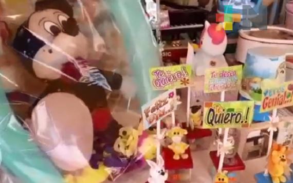 Todo listo para instalar tianguis comercial del Día del Amor y la Amistad en Tuxpan