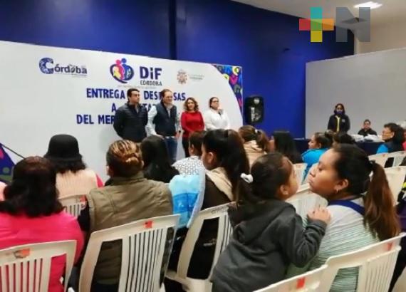 DIF de Córdoba atiende y apoya a personas afectadas por incendio en mercado