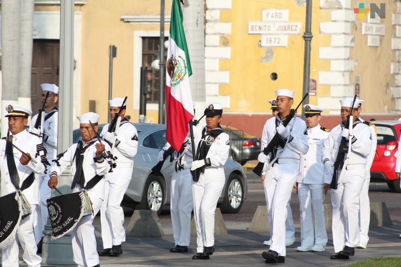 Realizaron acto cívico por Día de la Bandera en la ciudad de Veracruz